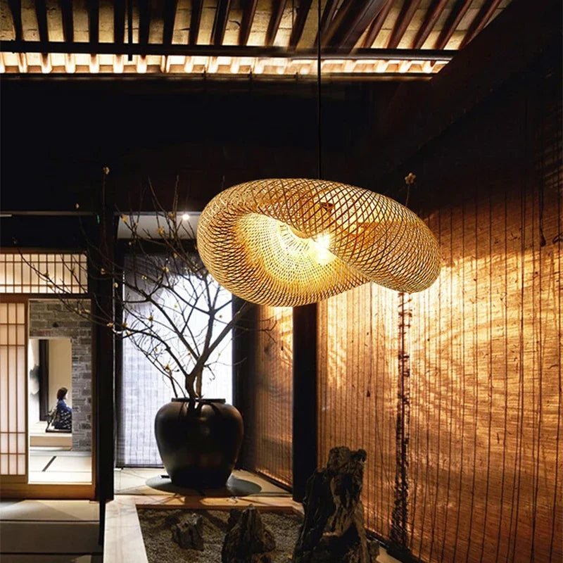 Luminária de Pendente em Rattan